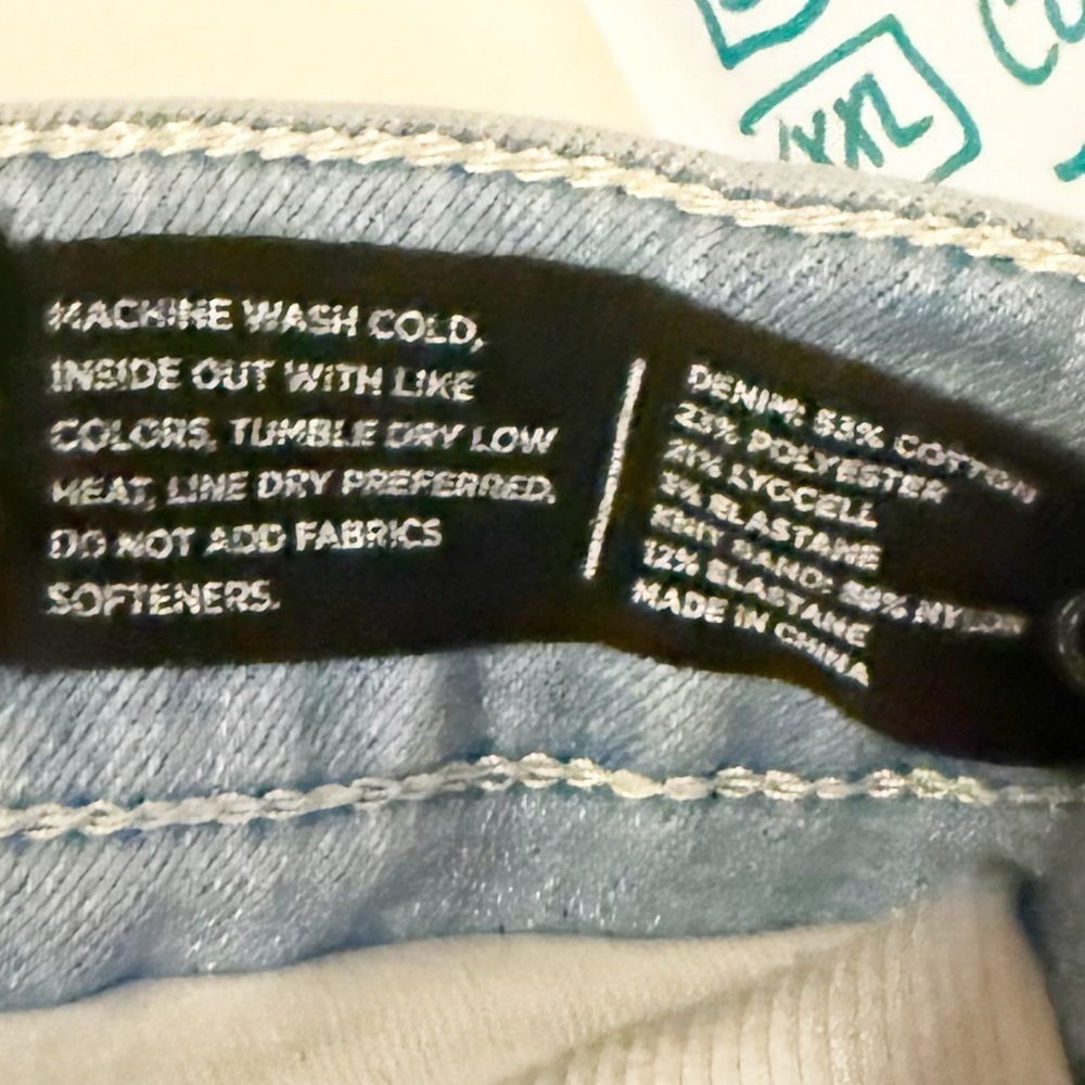 Blanqi Pregnancy Support Skinny Jeans Light Destroy Wash Distressed 6 - Picture 12 of 12